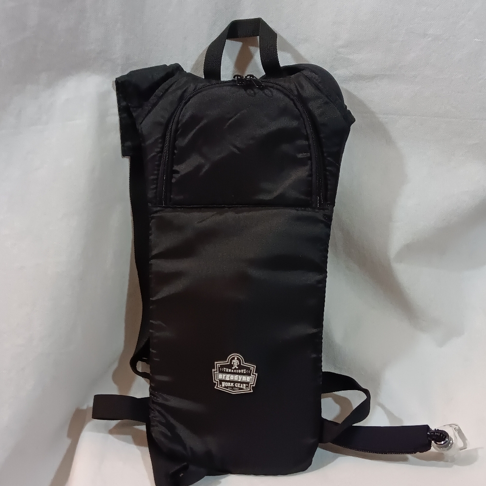 Ergodyne Chill-Its 5155 Low-Profile Hydration Pack Black 2 Liter Bladder